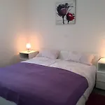 Апартаменты Prestige With Free Parking *