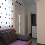 Апартаменты Prestige With Free Parking *